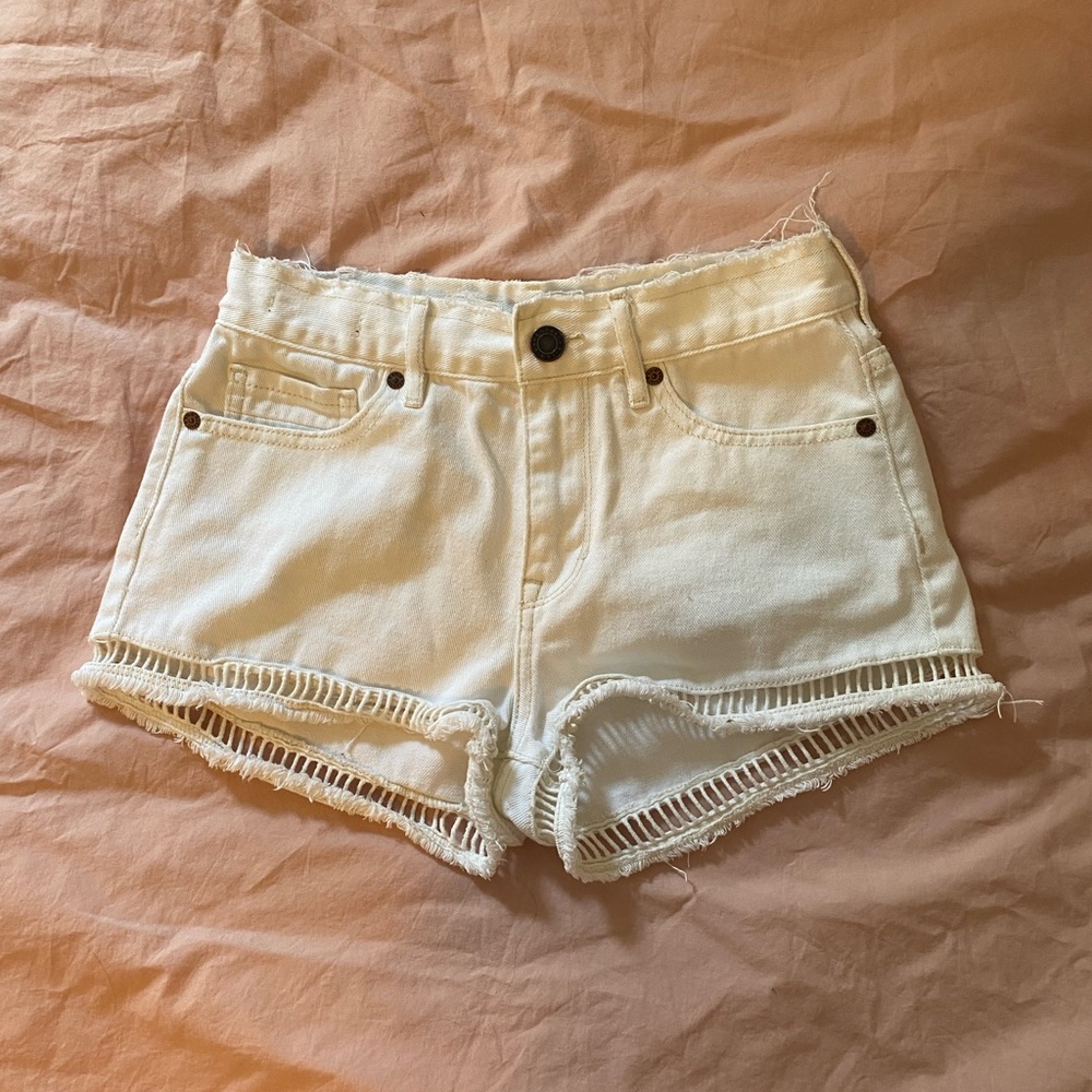 Kendall and Kyle White Detailed Shorts